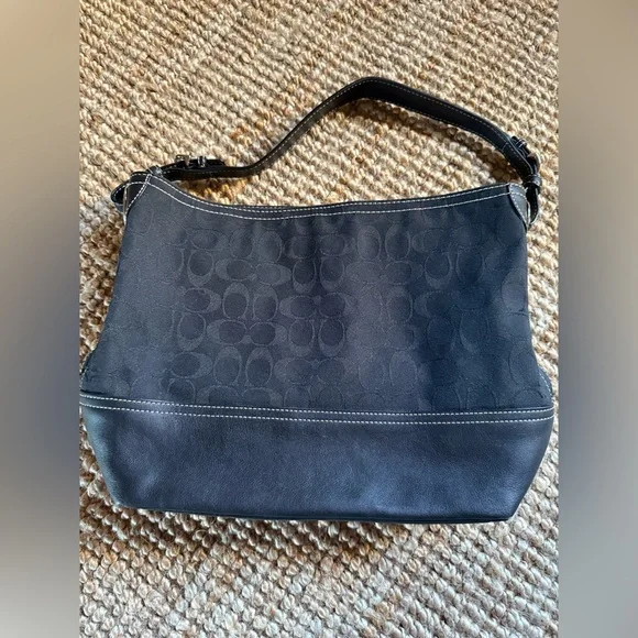 ⚜️ COACH Signature Canvas & Leather Hobo Black Excellent condition ⚜️ - Picture 7 of 16